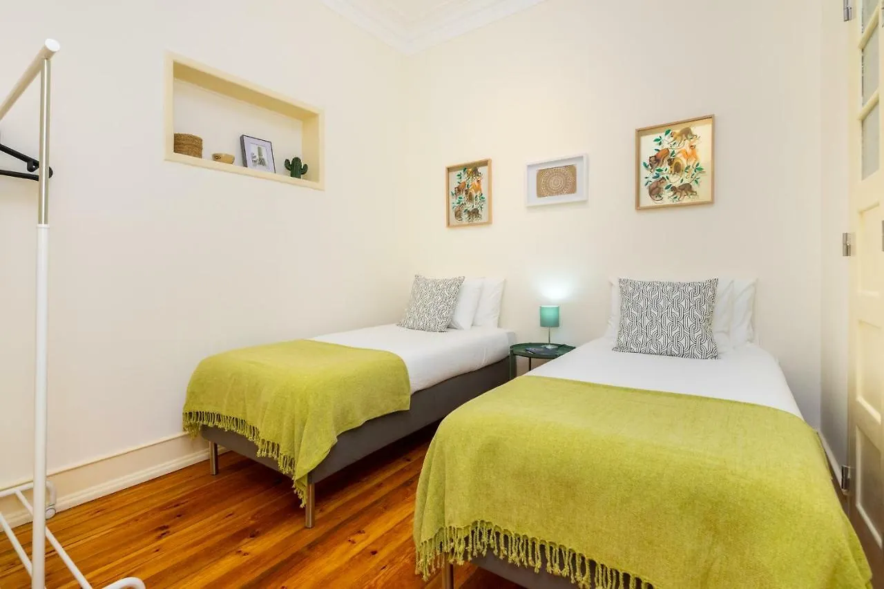Whome Hideaway Family Apartment #1E Lisbon